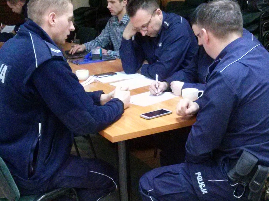 Uczestnicy szkolenia Rola funkcjonariuszy Policji w przeciwdziałaniu przemocy w rodzinie w środowisku lokalnym, Golub-Dobrzyń, 10.03.2016 r., fot. Biuro Wsparcia Rodziny i Przeciwdziałania Przemocy