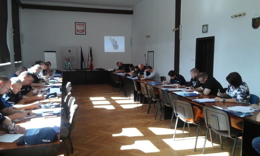 Uczestnicy szkolenia Rola funkcjonariuszy Policji w przeciwdziałaniu przemocy w rodzinie w środowisku lokalnym, Wąbrzeźno, 5.06.2017 r., fot. Biuro Wsparcia Rodziny i Przeciwdziałania Przemocy;