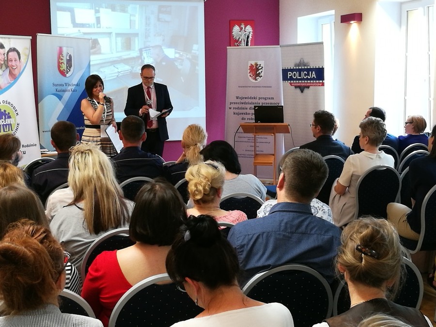 Inauguracja konferencji Przeciwdziałanie przemocy – warsztaty dla profesjonalistów, Włocławek, 6 czerwca 2017, fot. komenda Miejska Policji we Włocławku