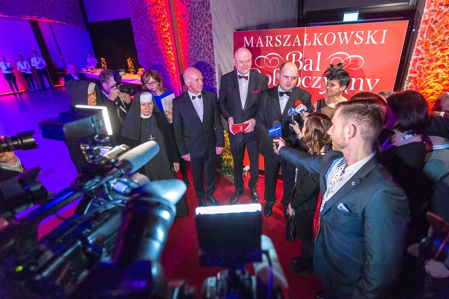 Siódmy Marszałkowski Bal Dobroczynny, fot. Szymon Zdziebło/Tarantoga.pl