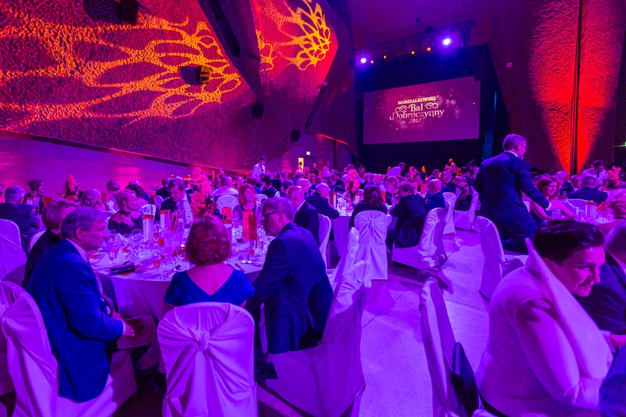 Siódmy Marszałkowski Bal Dobroczynny, fot. Szymon Zdziebło/Tarantoga.pl
