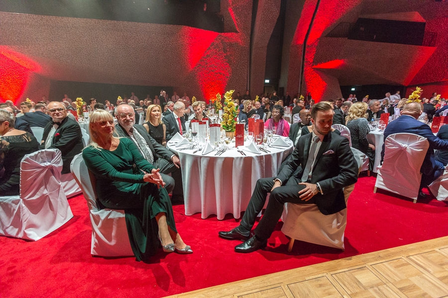 Siódmy Marszałkowski Bal Dobroczynny, fot. Szymon Zdziebło/Tarantoga.pl