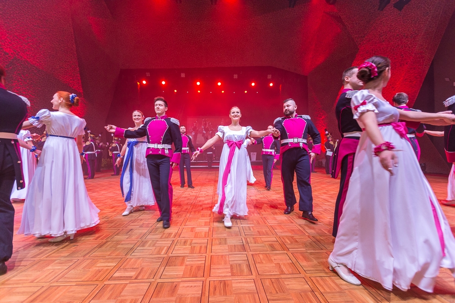 Siódmy Marszałkowski Bal Dobroczynny, fot. Szymon Zdziebło/Tarantoga.pl