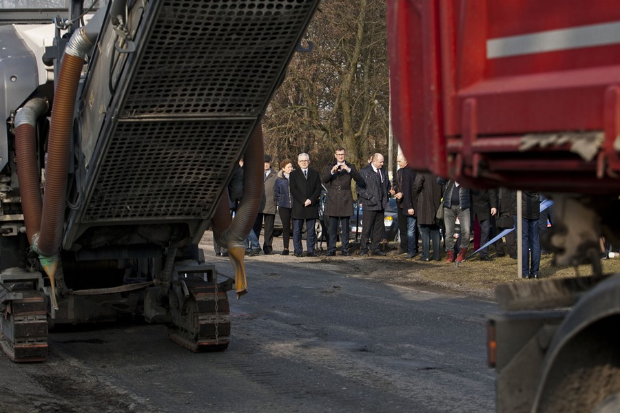 Uroczyste rozpoczęcie przebudowy drogi w Słębowie, fot. Tymon Markowski