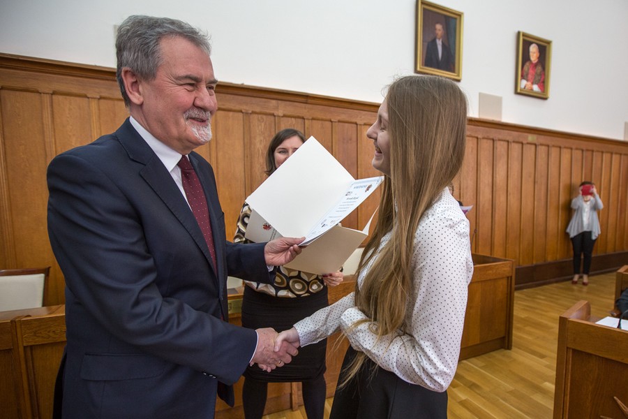 Gala wręczenia nagród w konkursie „Oni tworzyli naszą historię”, fot. Szymon Zdziebło/Tarantoga.pl