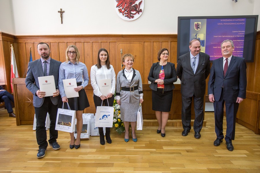 Gala wręczenia nagród w konkursie „Oni tworzyli naszą historię”, fot. Szymon Zdziebło/Tarantoga.pl