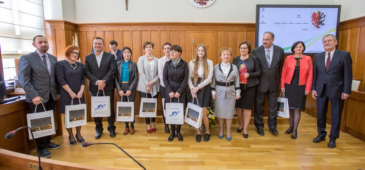 Gala wręczenia nagród w konkursie „Oni tworzyli naszą historię”, fot. Szymon Zdziebło/Tarantoga.pl