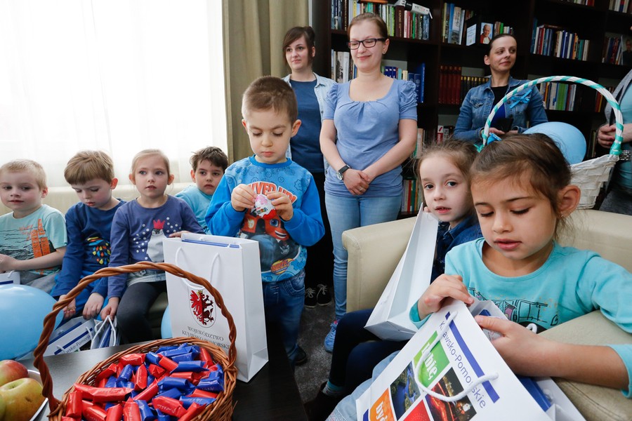 Wizyta przedszkolaków w Urzędzie Marszałkowskim, fot. Mikołaj Kuras