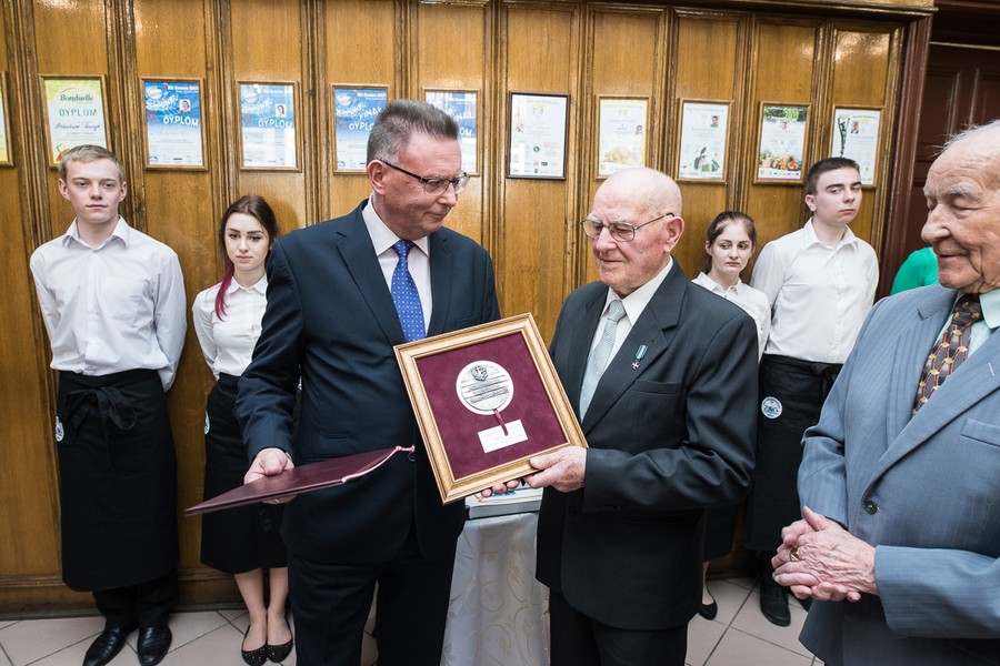 Ceremonia wręczenia Medali Unitas Durat działaczom Związku Inwalidów Wojennych RP, fot. Tymon Markowski