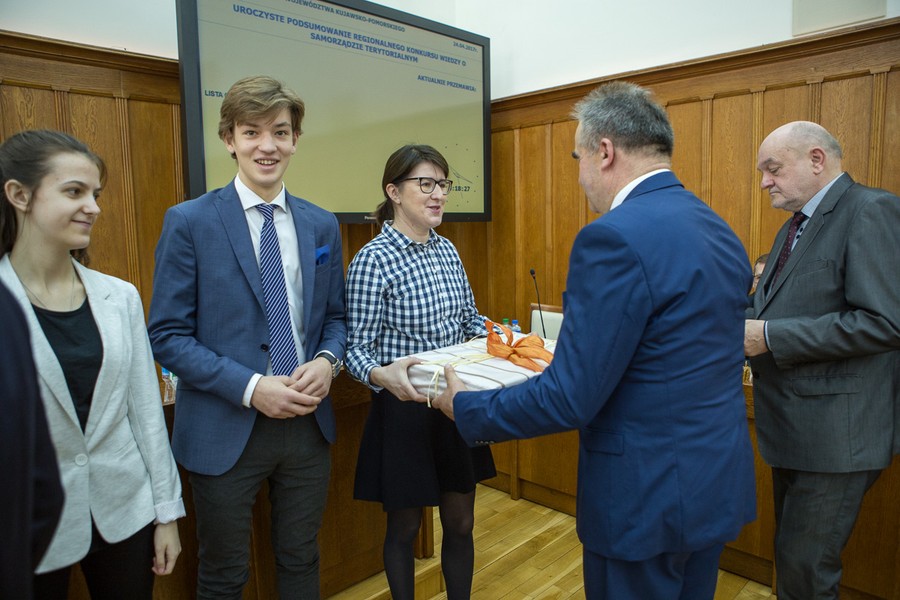 24.04.2017 r., XXXI sesja sejmiku województwa, fot. Szymon Zdziebło/tarantoga.pl