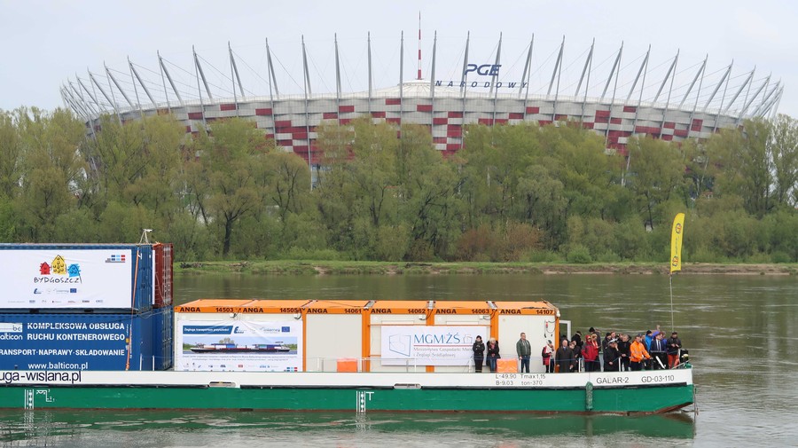 27.04.2017 r., Zakończenie rejsu kontenerowego w Warszawie, fot. Rafał Modrzewski