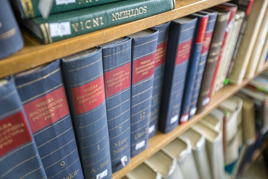 Jedną z propozycji Książnicy Kopernikańskiej w Toruniu podczas „Majówki z kultura i sztuką” jest kiermasz książek w filii nr 12 przy ulicy Fałata, fot. Szymon Zdziebło/tarantoga.pl