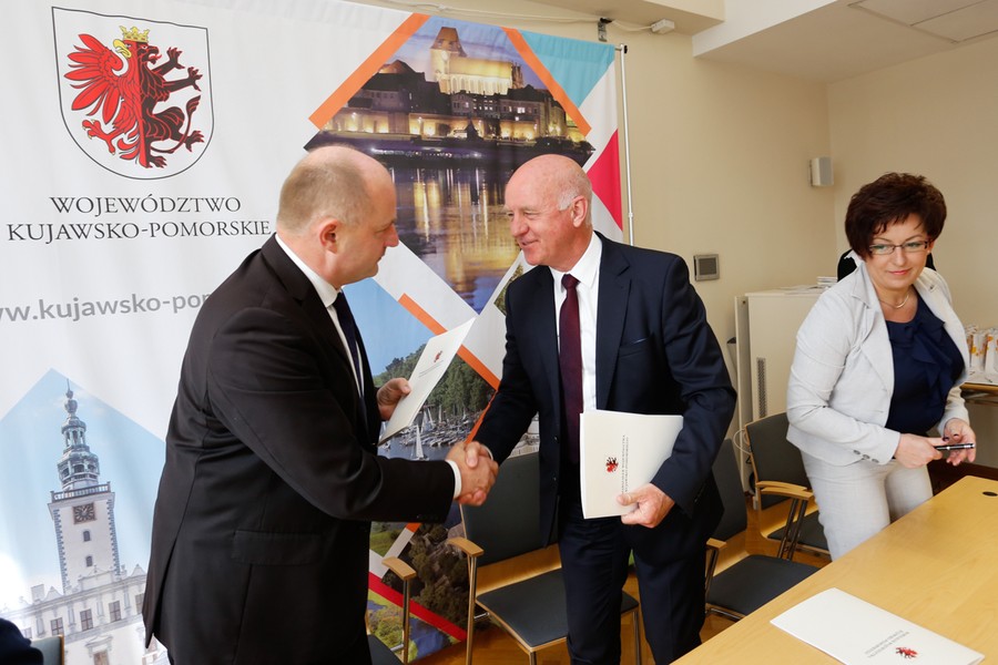 Uroczystość podpisania umów o dofinansowanie inwestycji, fot. Mikołaj Kuras