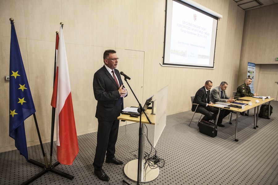 Szkolenie obronne kadry kierowniczej Urzędu Marszałkowskiego i wojewódzkich samorządowych jednostek organizacyjnych oraz samorządów należących do Stowarzyszenia Salutaris, fot. Andrzej Goiński