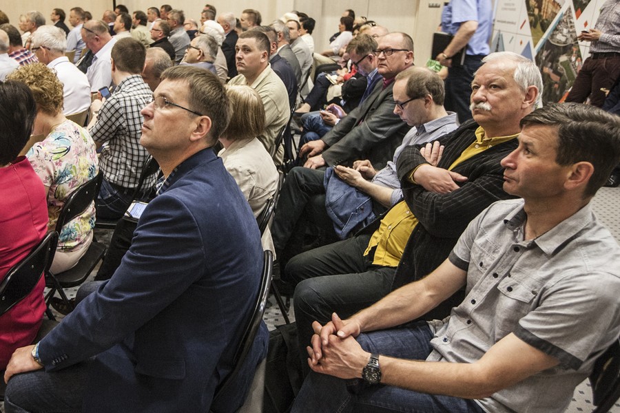 Szkolenie obronne kadry kierowniczej Urzędu Marszałkowskiego i wojewódzkich samorządowych jednostek organizacyjnych oraz samorządów należących do Stowarzyszenia Salutaris, fot. Andrzej Goiński