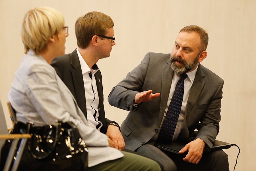 Uroczyste podpisanie umów w Urzędzie Marszałkowskim, fot. Mikołaj Kuras