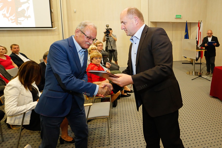 Uroczyste podpisanie umów w Urzędzie Marszałkowskim, fot. Mikołaj Kuras