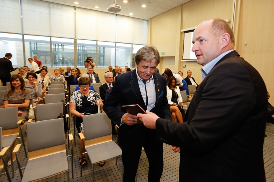 Uroczyste podpisanie umów w Urzędzie Marszałkowskim, fot. Mikołaj Kuras