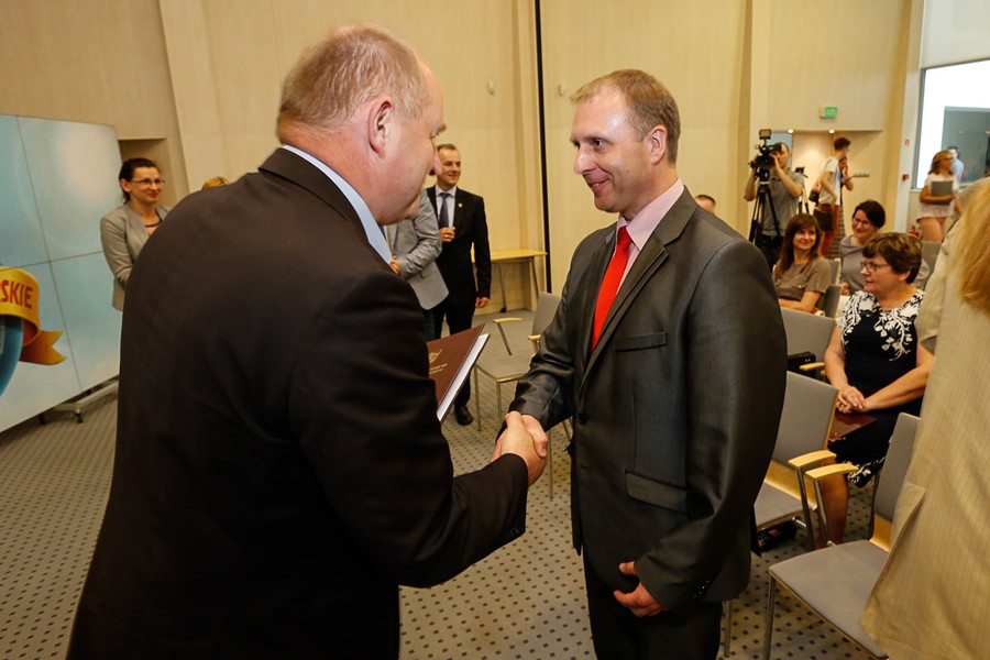 Uroczyste podpisanie umów w Urzędzie Marszałkowskim, fot. Mikołaj Kuras