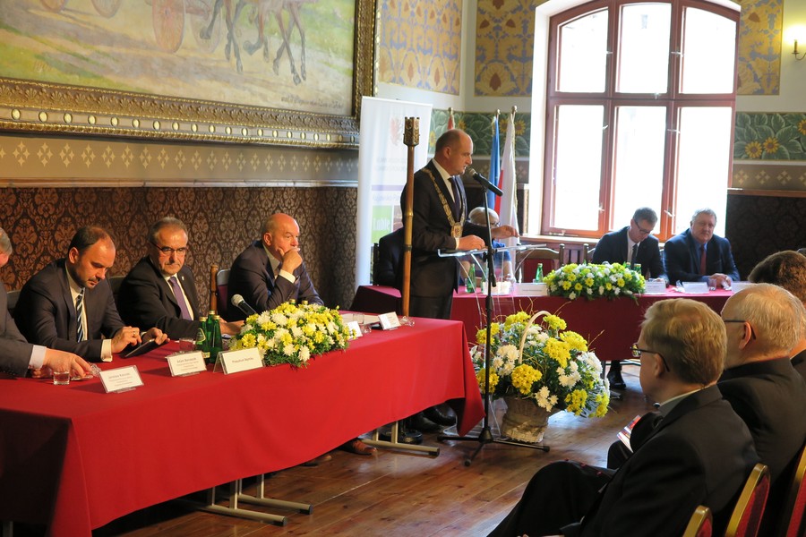 Uroczysta sesja sejmiku województwa, fot. Tymoteusz Tymiński/UMWKP