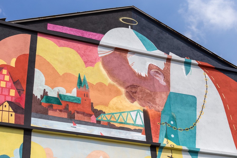 Odsłonięcie muralu poświęconego Janowi Pawłowi II, fot. Szymon Zdziebło/tarantoga.pl dla UMWKP