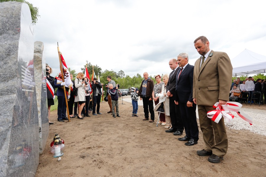 Uroczyste odsłonięcie obelisku w Chorabiu, fot. Mikołaj Kuras