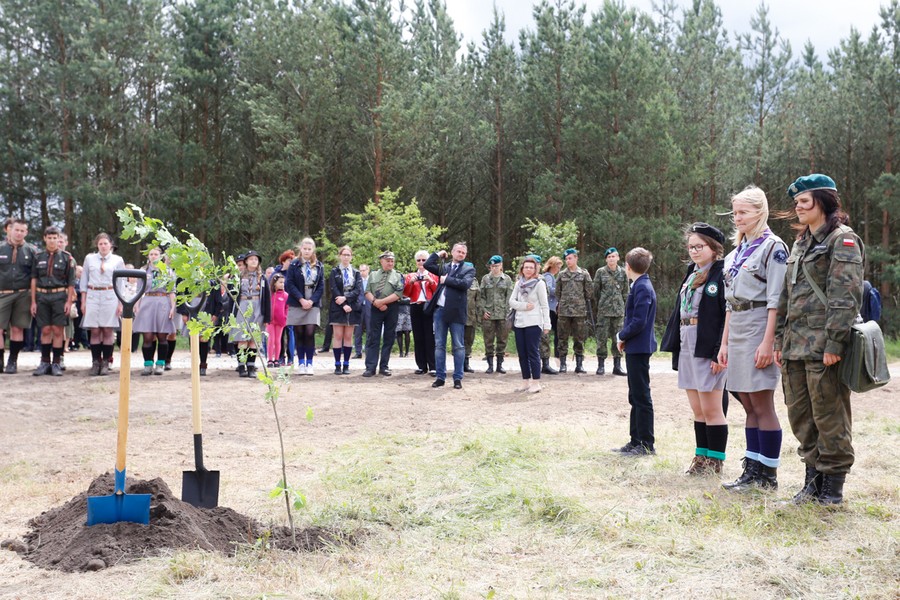 Uroczyste odsłonięcie obelisku w Chorabiu, fot. Mikołaj Kuras