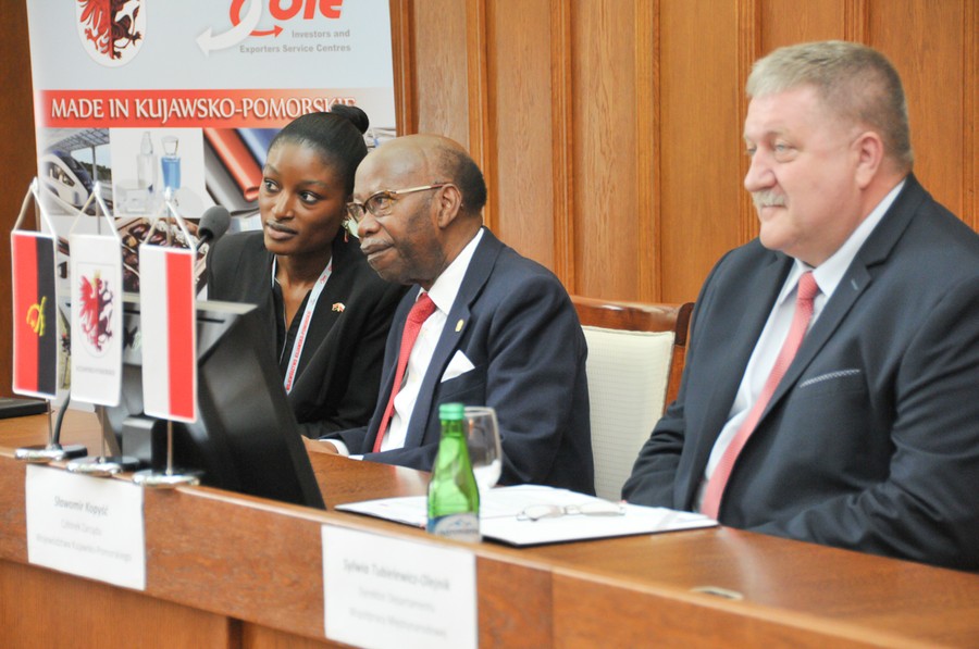 Spotkanie odbyło się w sali sesyjnej sejmiku województwa, fot. Jacek Piotrowski