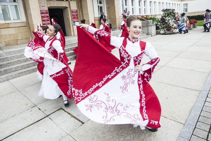 Polonijny Zespół Pieśni i Tańca Wisła w Toruniu, fot. Andrzej Goiński/ UMWKP