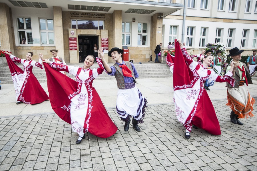 Polonijny Zespół Pieśni i Tańca Wisła w Toruniu, fot. Andrzej Goiński/ UMWKP
