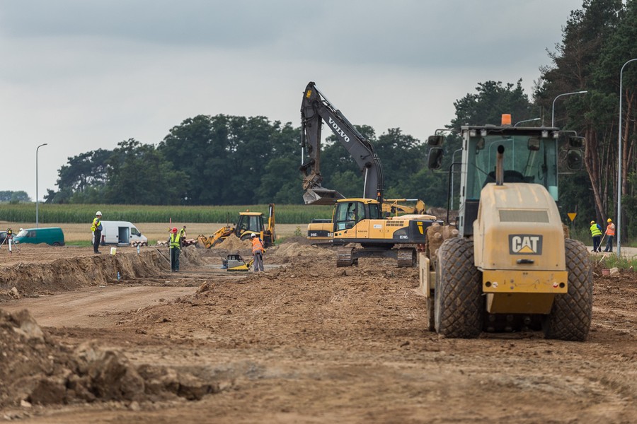 Kongsberg Automotive rozpoczął budowę fabryki w Pikutkowie, fot. Szymon Zdziebło/tarantoga.pl