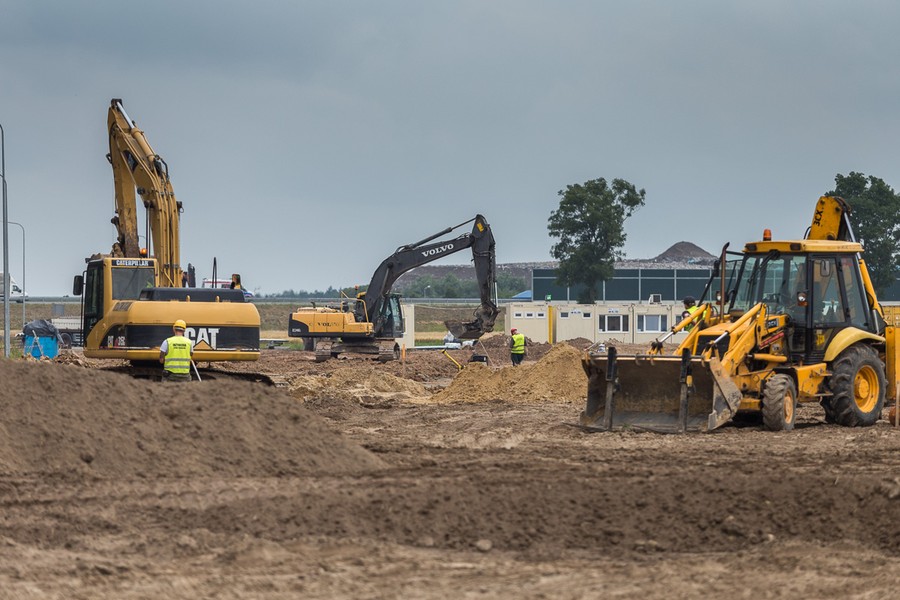 Kongsberg Automotive rozpoczął budowę fabryki w Pikutkowie, fot. Szymon Zdziebło/tarantoga.pl