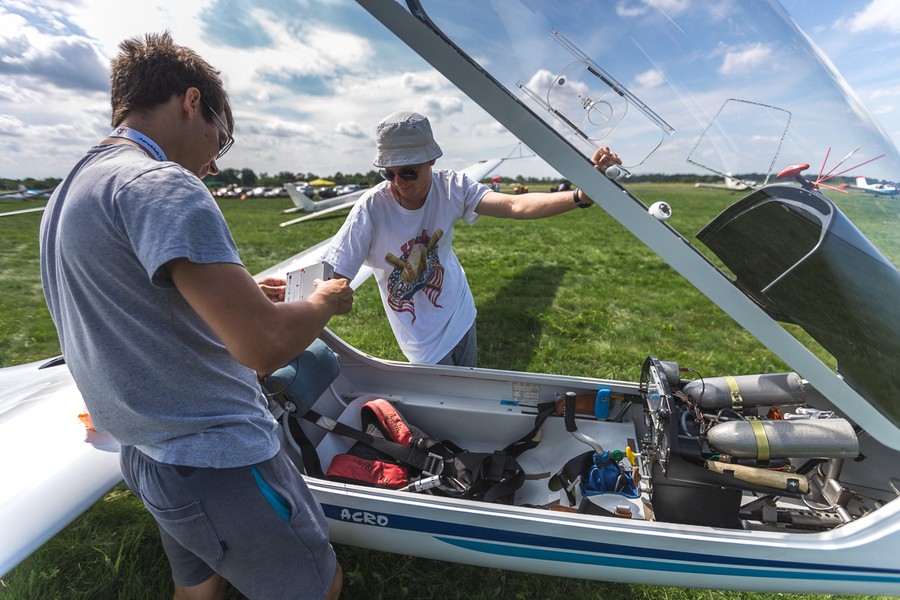 Mistrzostwa Świata w Akrobacji Szybowcowej w Toruniu, fot. Szymon Zdziebło/Tarantoga.pl