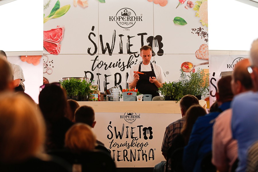 "W tym roku Święto Toruńskiego Piernika odbyło się na Błoniach Nadwiślańskich oraz w Muzeum Toruńskiego Piernika" - fot. Mikołaj Kuras