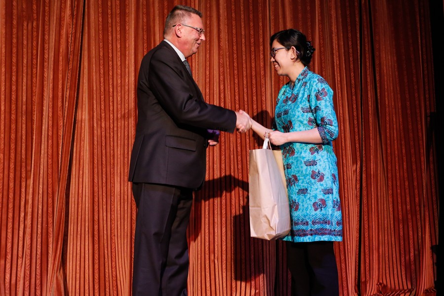 Wręczenie nagród w 19. Międzynarodowym Konkursie Twórczości Plastycznej Dzieci i Młodzieży „Zawsze zielono, zawsze niebiesko” , fot. Mikołaj Kuras dla UMWKP
