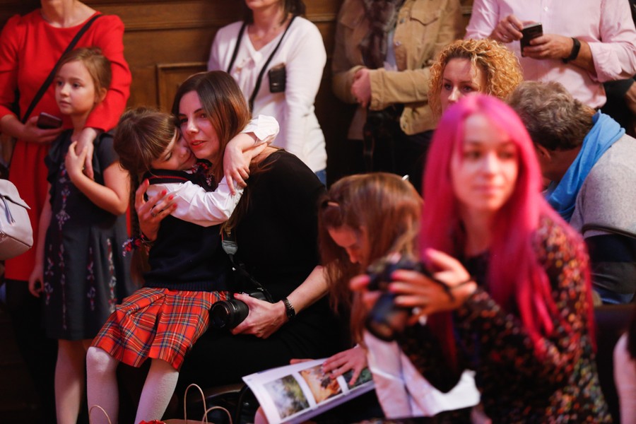 Wręczenie nagród w 19. Międzynarodowym Konkursie Twórczości Plastycznej Dzieci i Młodzieży „Zawsze zielono, zawsze niebiesko” , fot. Mikołaj Kuras dla UMWKP