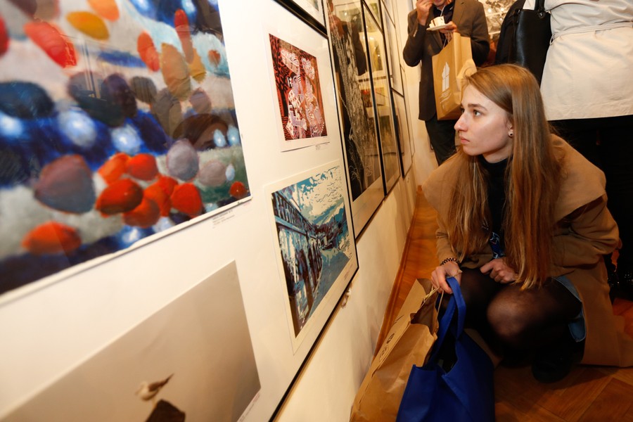 Wręczenie nagród w 19. Międzynarodowym Konkursie Twórczości Plastycznej Dzieci i Młodzieży „Zawsze zielono, zawsze niebiesko” , fot. Mikołaj Kuras dla UMWKP