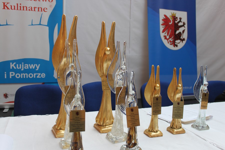 Uroczyste wręczenie statuetek fot. UMWK-P