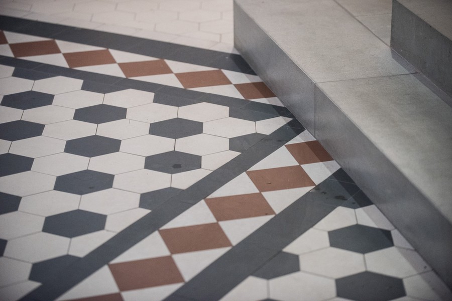 W tym roku dofinansowanie trafiło na prace konserwatorskie przy mensie i predelli lewego ołtarza bocznego Najświętszego Serca Pana Jezusa, fot. Tymon Markowski