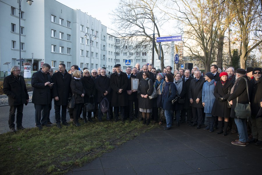 Uroczyste otwarcie alei Niezależnego Zrzeszenia Studentów UMK, fot. Wojtek Szabelski
