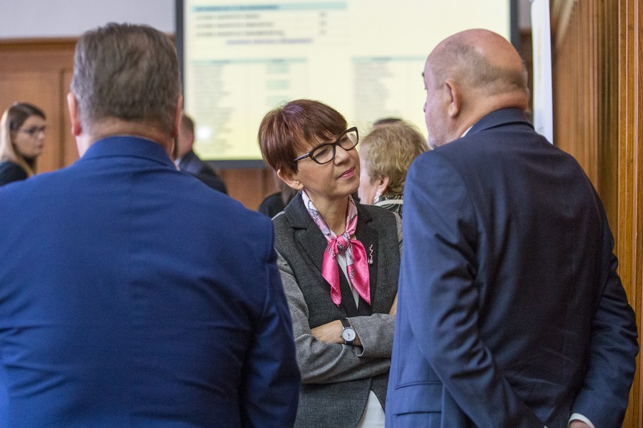 Sesja sejmiku 27 listopada 2017, fot. Szymon Zdziebło/tarantoga.pl dla UMWKP