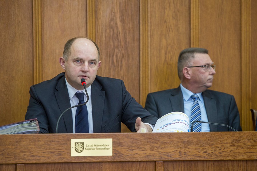 Sesja sejmiku 27 listopada 2017, fot. Szymon Zdziebło/tarantoga.pl dla UMWKP