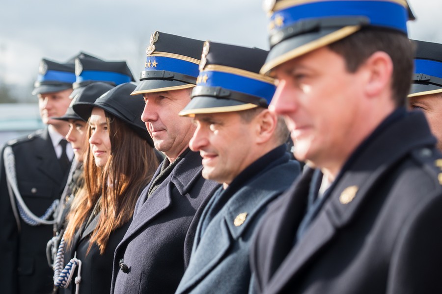 Uroczystość wejścia do służby w OSP Unisław strażackiego wozu bojowego, fot. Łukasz Piecyk