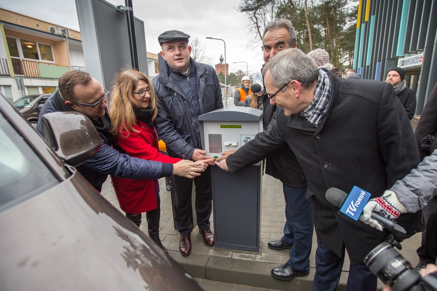 Uroczyste otwarcie parkingu przy Wojewódzkim Szpitalu Zespolonym im. Ludwika Rydygiera w Toruniu, fot. Szymon Zdziebło/tarantoga.pl
