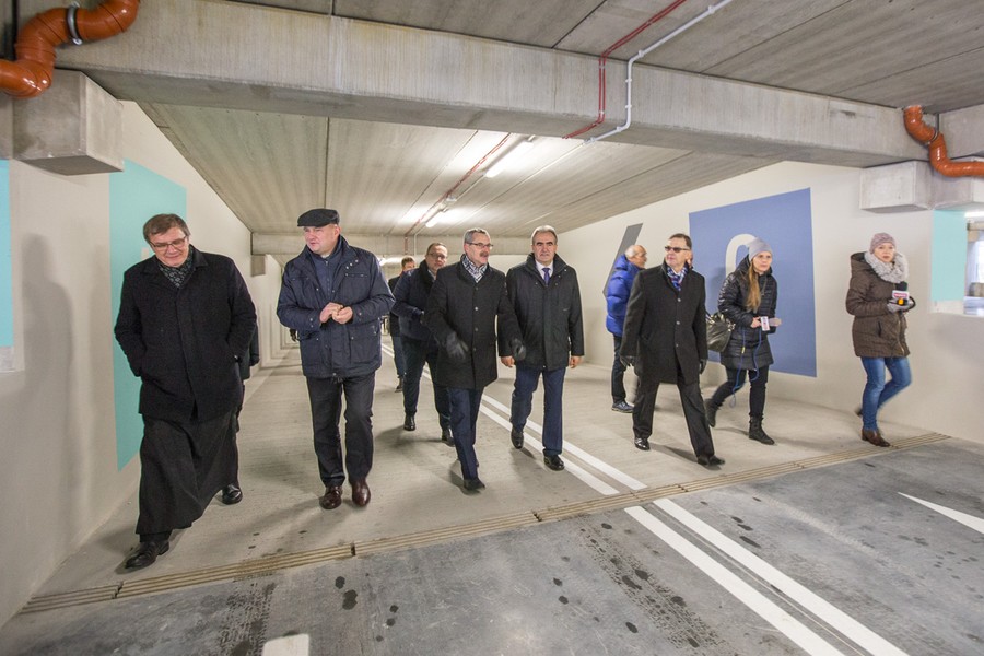 Uroczyste otwarcie parkingu przy Wojewódzkim Szpitalu Zespolonym im. Ludwika Rydygiera w Toruniu, fot. Szymon Zdziebło/tarantoga.pl