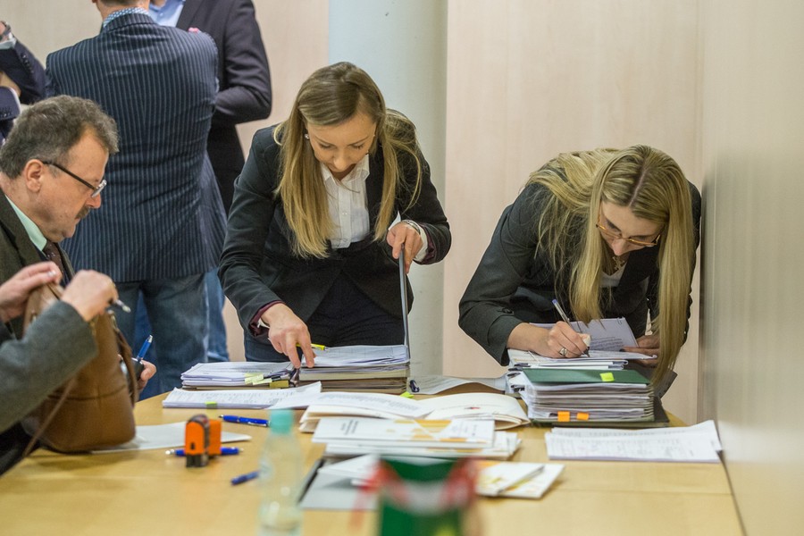 Przekazanie umów RPO, 15 grudnia 2017; fot. Szymon Zdziebło/tarantoga.pl dla UMWKP