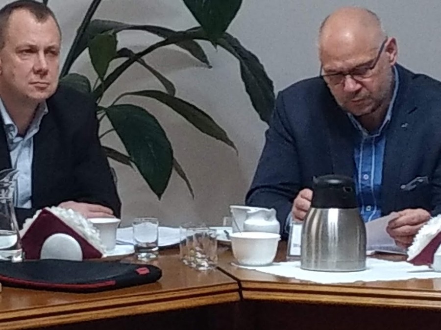 Uczestnicy posiedzenia Zespołu ds. polityki gospodarczej, rynku pracy i strategii rozwoju województwa w dniu 13.11.2018 r.