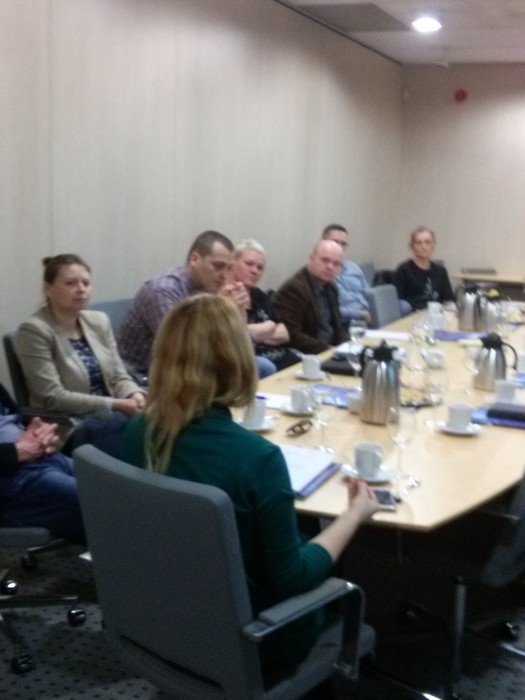 „Programy korekcyjno-edukacyjne dla sprawców przemocy – aspekty praktyczne” – Pani Katarzyna Łęgowska prowadzi spotkanie superwizyjne Toruń 9.IV.2018 r., fot. Biuro Wsparcia Rodziny i Przeciwdziałania Przemocy