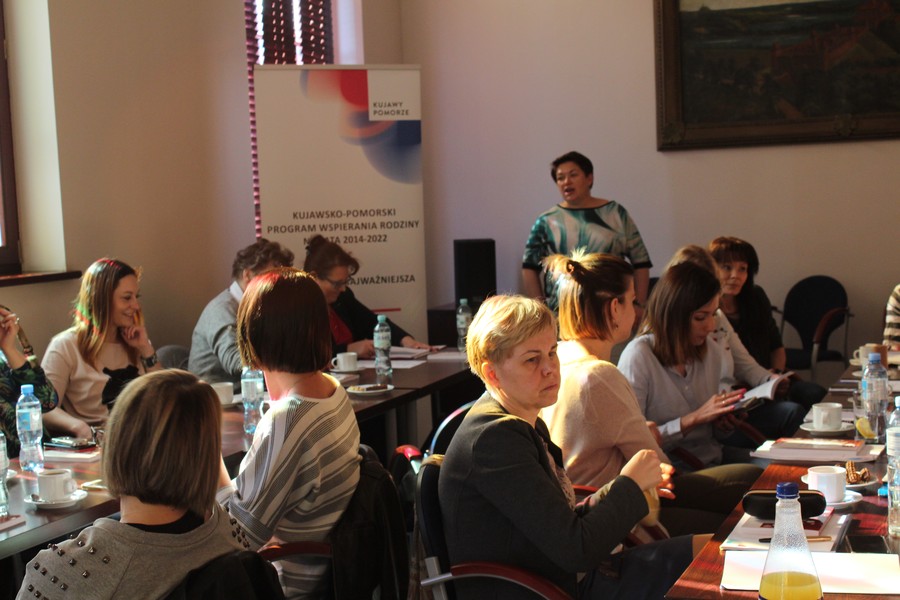 Szkolenie „Praca z rodzicem trudnego dziecka, sprawiającego problemy wychowawcze, komunikacja z dzieckiem krzywdzonym”, Wąbrzeźno 12-13.04.2018r., fot. Biuro Wsparcia Rodziny i Przeciwdziałania Przemocy