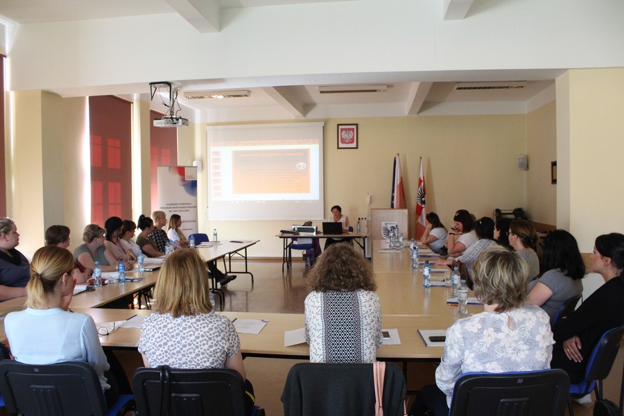 Szkolenie „Praca z rodzicem trudnego dziecka, sprawiającego problemy wychowawcze, komunikacja z dzieckiem krzywdzonym”, Świecie 08-09.05.2018r., fot. Biuro Wsparcia Rodziny i Przeciwdziałania Przemocy